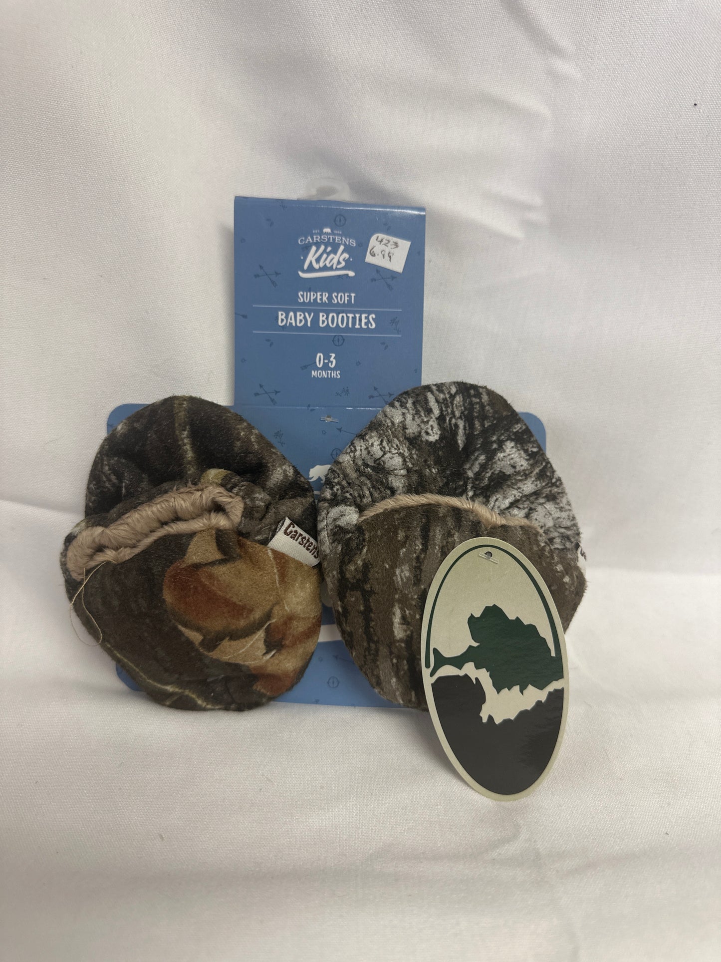 Camo baby booties